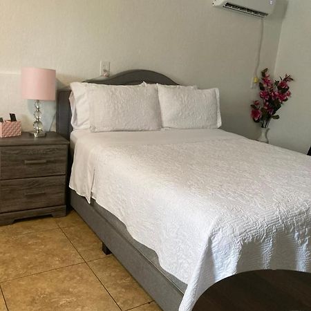 Cozy Studio…With Private Entrance Las Vegas Zewnętrze zdjęcie
