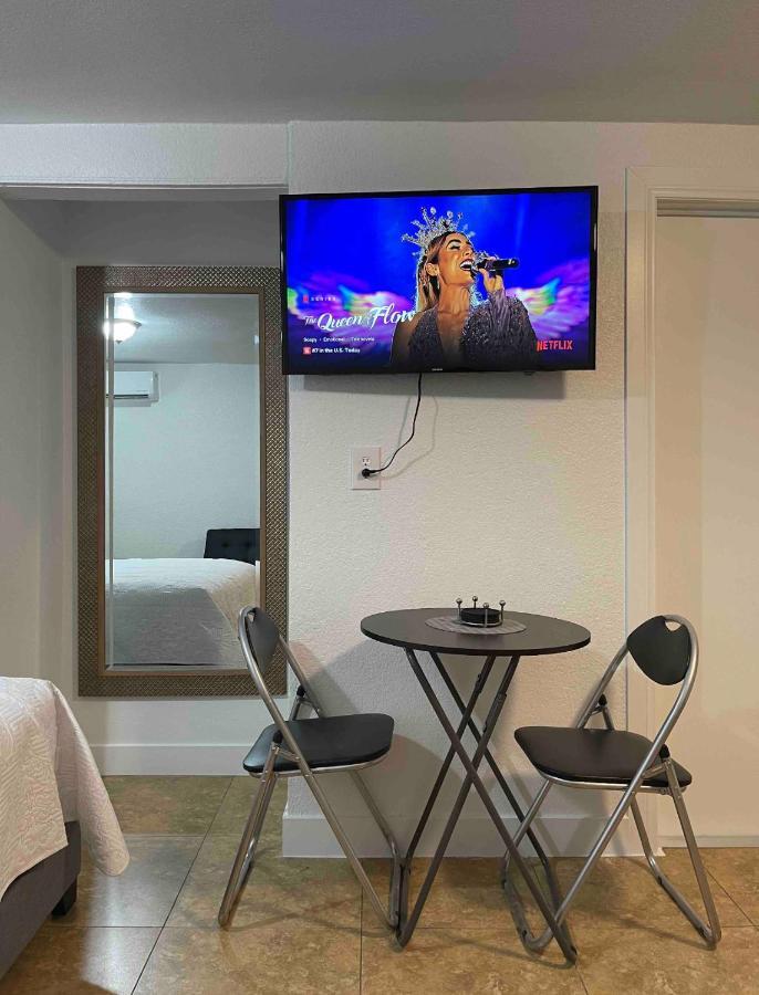 Cozy Studio…With Private Entrance Las Vegas Zewnętrze zdjęcie
