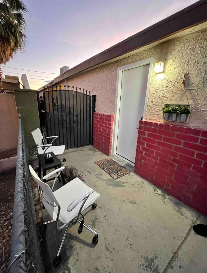 Cozy Studio…With Private Entrance Las Vegas Zewnętrze zdjęcie